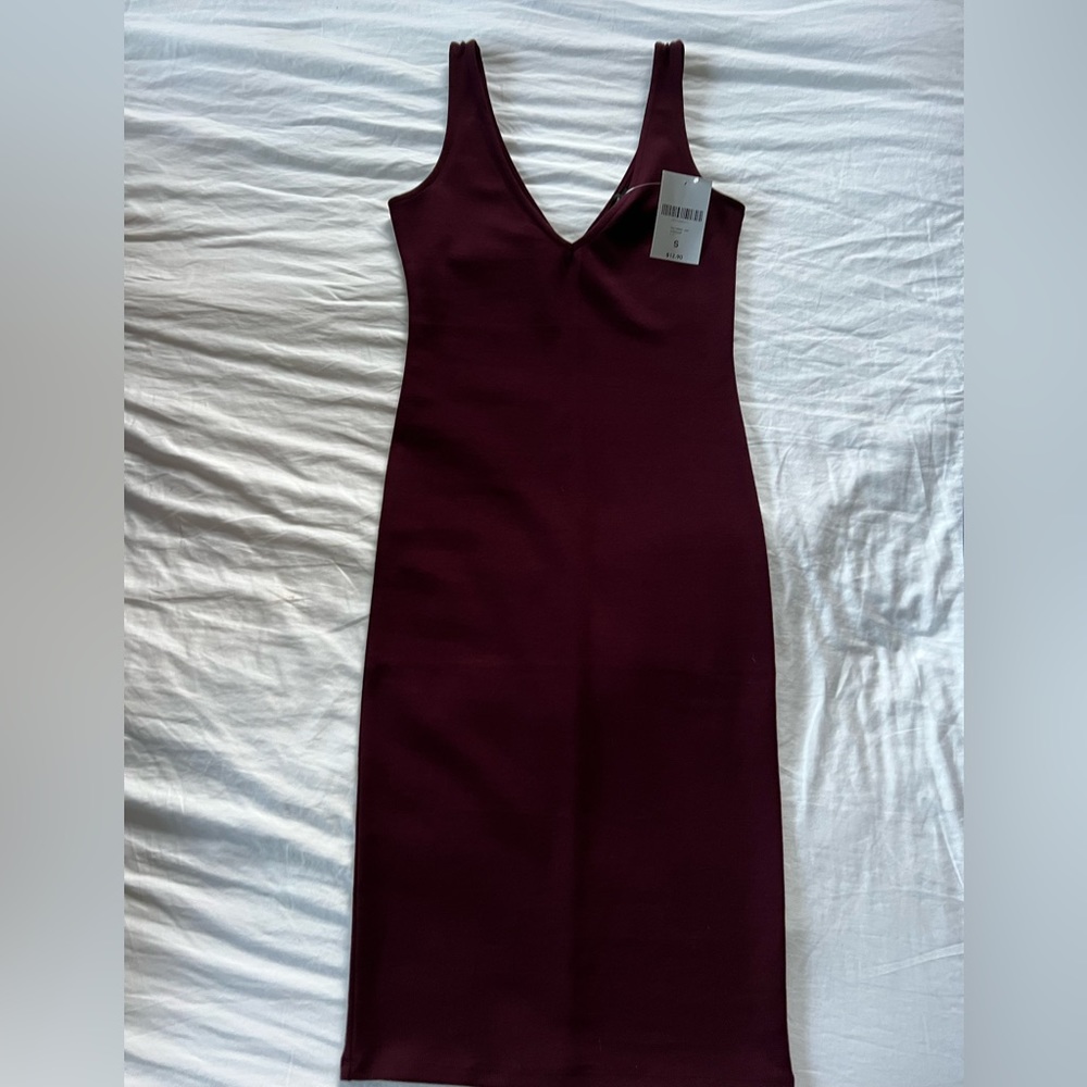 Double v neck burgundy midi dress